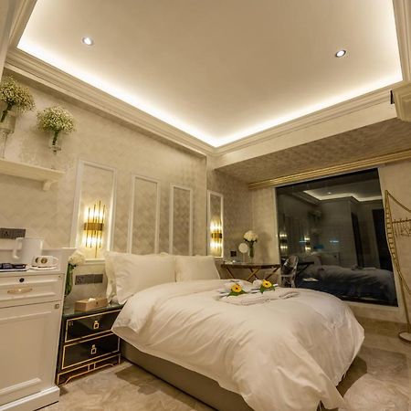 A Residence @ Between Hilton & Cititel Hotel Kota Kinabalu Esterno foto